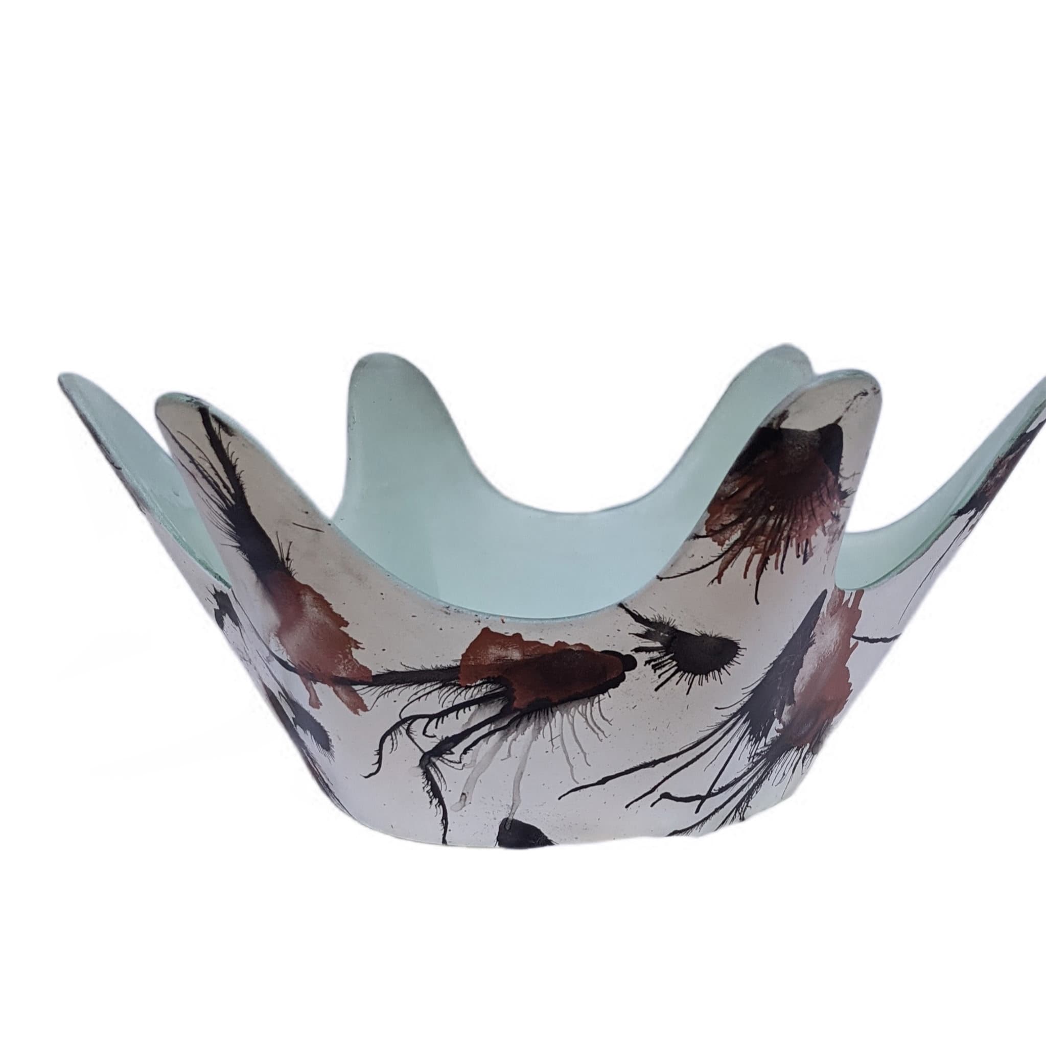 Bowl on a decorative stand